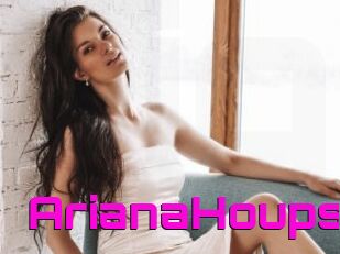 ArianaHoups