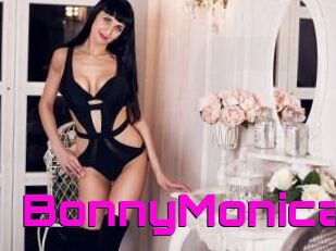 Bonny_Monica