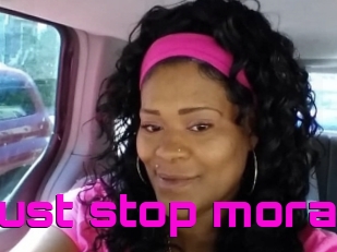 Bust_stop_mora