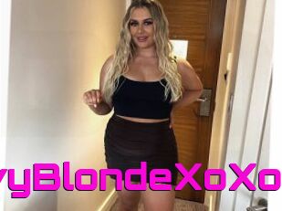 CurvyBlondeXoXo