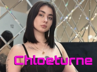 Chloeturne