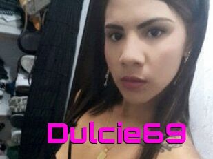 Dulcie_69