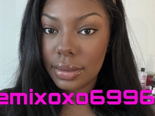 Demixoxo6996