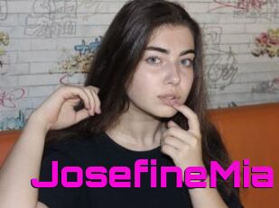 JosefineMia