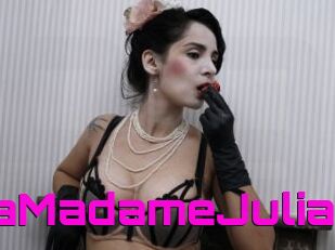 LaMadameJulia