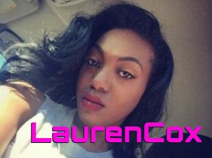 Lauren_Cox