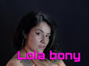 Lola_bony