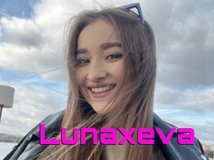 Lunaxeva