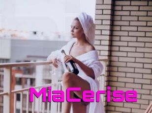 MiaCerise