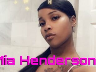 Mia_Henderson