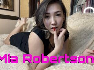 Mia_Robertson