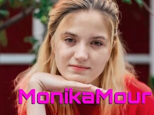 MonikaMour