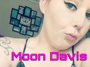 Moon_Davis