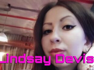 Ms_Lindsay_Devis