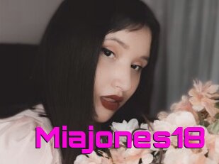Miajones18