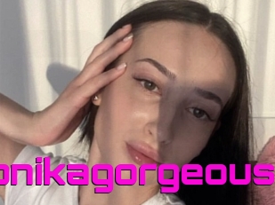 Monikagorgeous