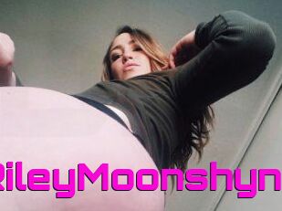 RileyMoonshyn